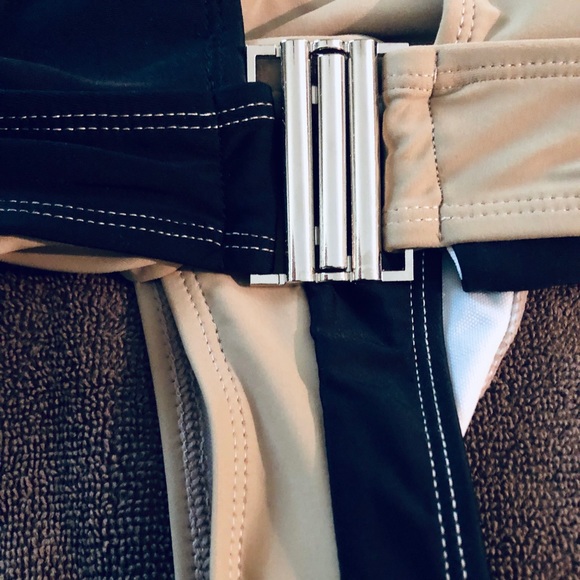 NWT cut out swimsuit Camel & black cut out halter bikini gold square buckle M - Picture 6 of 16